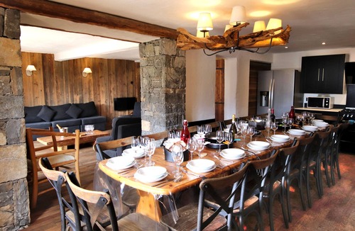 Montgenevre Ski Chalet | CHALET SLEEPS 18 POOL JACUZZI CINEMA ROOM SLOPE AND MOUNTAIN VIEWS