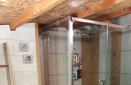 Roquemaure Ski Chalet | Chalet with pool between Orange Avignon Chateauneuf du pape.
