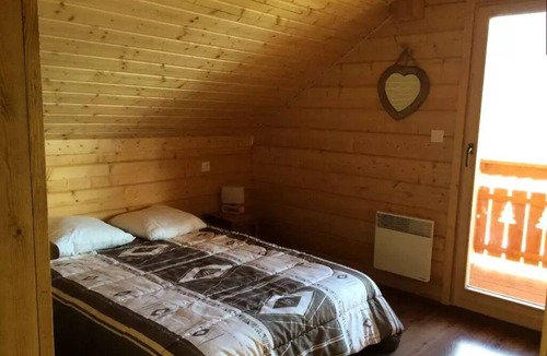 Reallon Ski Chalet | Chalets Des Aiguilles - Chalets for 8 People