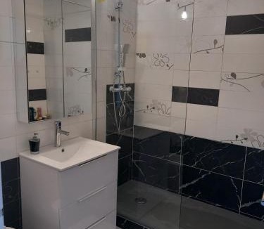 La Belle de Mai House | Chambre B1 dans un appartement en colocation