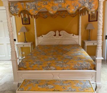 Euzet-les-Bains Bed & Breakfast | Chambre d'Hôte Couguiolet - avec piscine