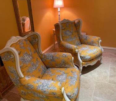 Euzet-les-Bains Bed & Breakfast | Chambre d'Hôte Couguiolet - avec piscine
