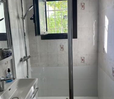 Croix-d'Argent Apartment | Chambre double Rosalie en colocation