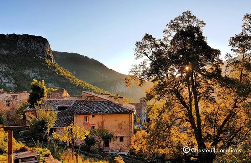 Castellane Bed & Breakfast | Chambre Haute, Calme, Confort & Vue Panoramique