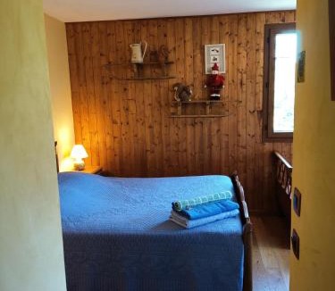 La Bollene-Vesubie Apartment | Chambre La Lavandula Col de Turini