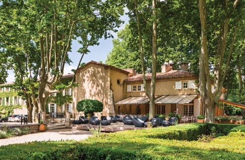 Pont Royal Apartment | Chambre provençale au cœur d'un domaine