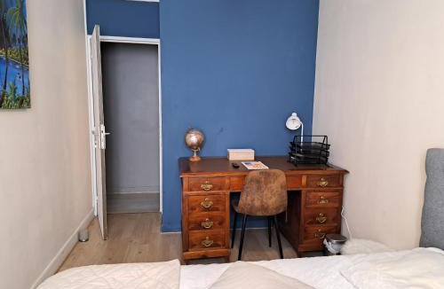 Nimes House | Chambre spacieuse nimes quartier populaire