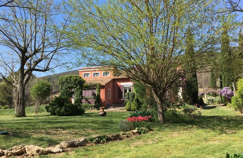 Lauris House | Charm and authenticity in the heart of the Luberon!