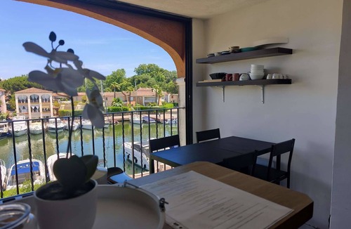Port Cogolin Apartment | Charmant Appt Vue Marina Exceptionnelle et Piscine Collective à Port-Cogolin