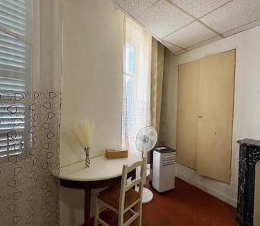 Draguignan Apartment | Charmant T2 Place du Marché, Cosy et Lumineux