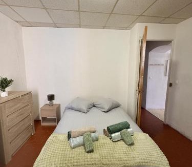 Draguignan Apartment | Charmant T2 Place du Marché, Cosy et Lumineux