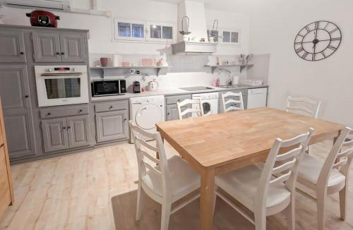 Pujaut Apartment | Charmant T3 dans un mas provençal proche Avignon