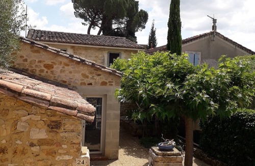 Euzet-les-Bains House | Charmante maisonnette rénovée proche Uzès Charming little house near Uzès