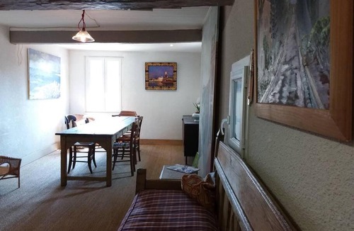 Aramon Apartment | Charme centre historique 17e siècle