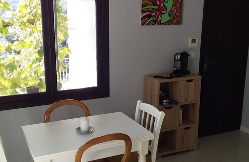 Saint-Andre-de-la-Roche Apartment | Charming 3-room apartment on the ground floor of a villa with sea view, 15 minutes from the center of Nice