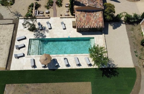 Roussillon House | Charming 650m2 air-conditioned bastide 3 minutes from Roussillon.