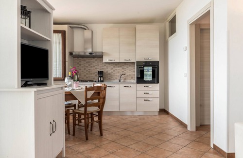 Voltino Apartment | Charming Apartment "Bel Soggiorno 2" with Lake View, Mountain View, Wi-Fi & Terrace