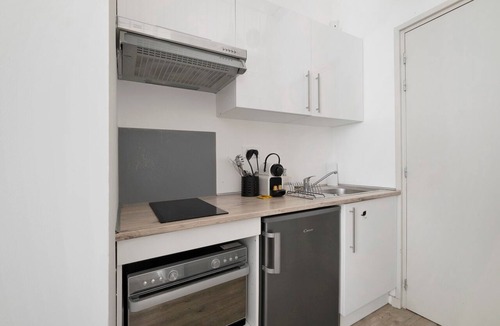 California - Pezou Apartment | Charming Air-Conditioned Studio in Cannes