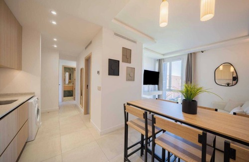 Saint-Tropez City Centre Apartment | Charming Apartment - 2bdr/6p - Saint Tropez/port