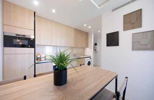 Saint-Tropez City Centre Apartment | Charming Apartment - 2bdr/6p - Saint Tropez/port