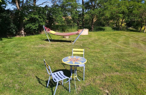 Calmont Apartment | Charming apartment Pool table, garden & fireplace Canal du Midi