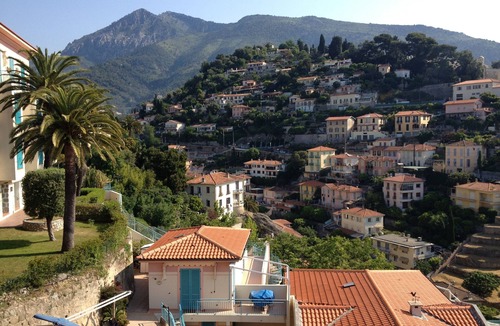 Menton Apartment | Charming apartment with a terrace and a splendid view—special August discount