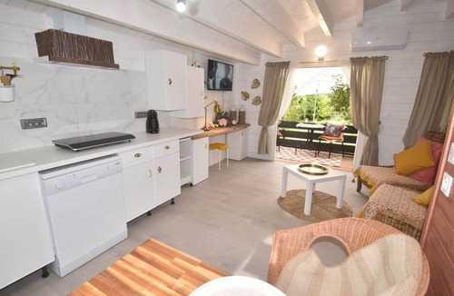 Paluds de Noves Ski Chalet | Charming chalet with AC - 2 guests