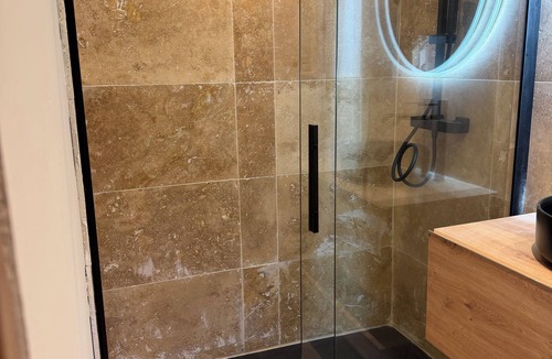 Molleges Apartment | Charming, cosy T2 apartment with swimming pool
