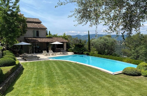 Les Baraques Villa | Charming family villa Mougins
