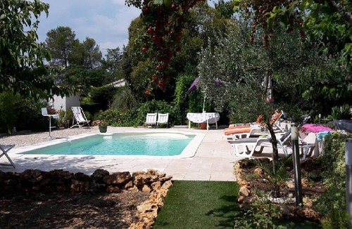 Tourrettes Villa | Charming garden level with 100% PRIVATE SWIMMING POOL and wooded garden