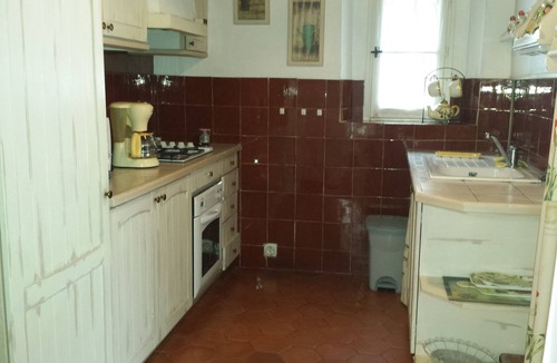 Les Mees House | Charming gîte with swimming pool and tennis court in the heart of nature