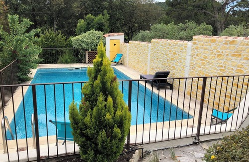 Barjols House | Charming house that sleeps 10—luxury—with a pool and air conditioning