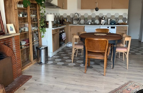 Gardanne Apartment | Charming loft in the city center between Aix-en-Provence and Marseille, near the beaches