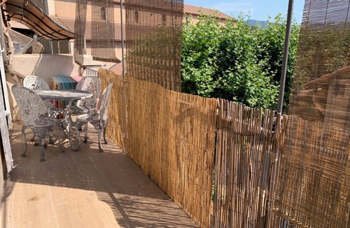 Gardanne Apartment | Charming loft in the city center between Aix-en-Provence and Marseille, near the beaches