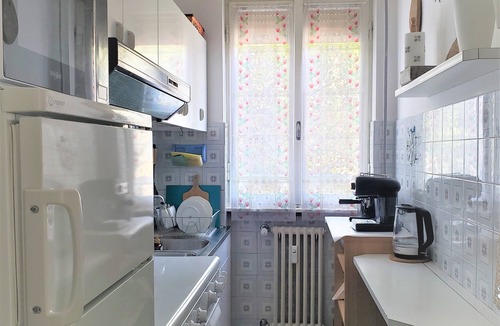 Perledo Apartment | Charming Perledo Retreat with Lake View, Balcony & Parking