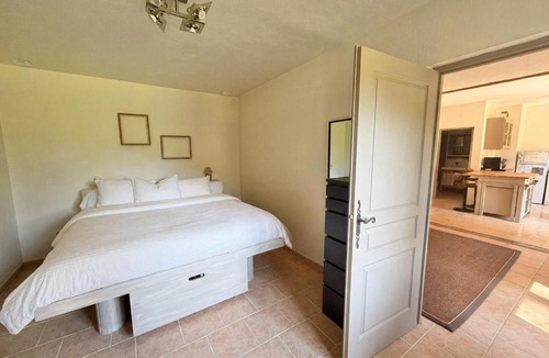 Le Bar-sur-Loup House | Charming Private Cottage with Garden & Parking in Bar-sur-Loup