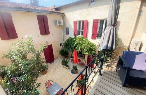 Eyragues Apartment | Charming Provençal studio with peaceful patio. Alpilles