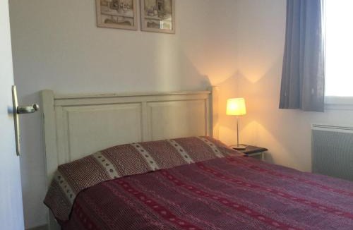 Mouries House | Charming rental with shared-pool in Mouries