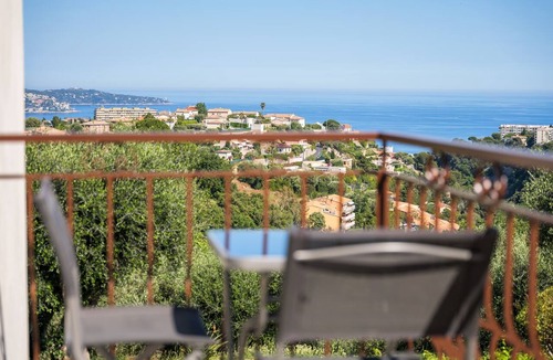 Saint Antoine Villa | Charming Sea View Villa with Jacuzzi and Private Garden