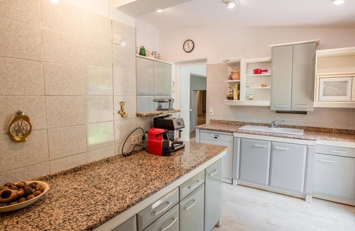 Lorgues House | Charming stone house with airco and a large pool