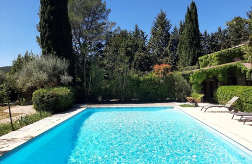 Lorgues House | Charming stone house with airco and a large pool