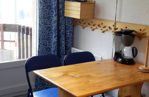 Reberty Apartment | Charming studio for 4 pers. south-facing balcony, Reberty area, Les Menuires