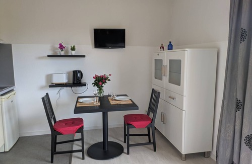 Grasse Apartment | Charming studio for 2 people, near the shops