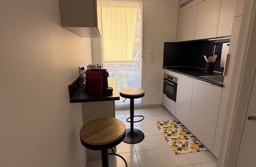 Menton Apartment | Charming three-room beachfront apartment with sea view terrace