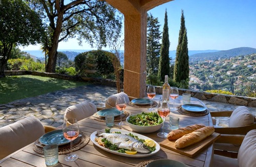 Cavalaire-sur-Mer House | Charming villa - stylish, quiet, relaxing *New at FeWo*