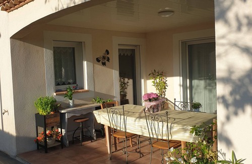La Crau Villa | Charming villa 20 minutes from the sea, swimming pool, private parking
