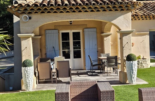 Mimet Villa | Charming villa 4/5 pers with swimming pool near Aix en Provence and the sea