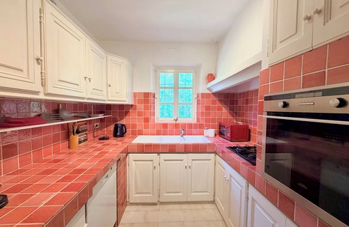 Saint-Tropez House | Charming villa - Air-conditioned - South-facing pool - Garden