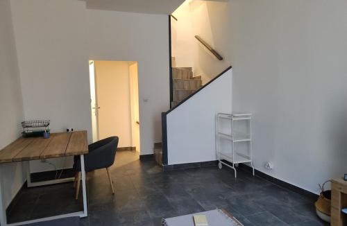 Aniane House | Charming village family home