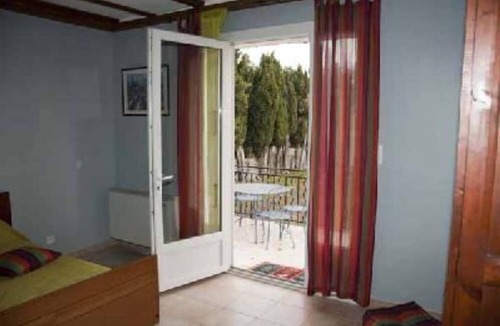 Chateaurenard Apartment | Chateaurenard: Apartment/flat - Chateaurenard